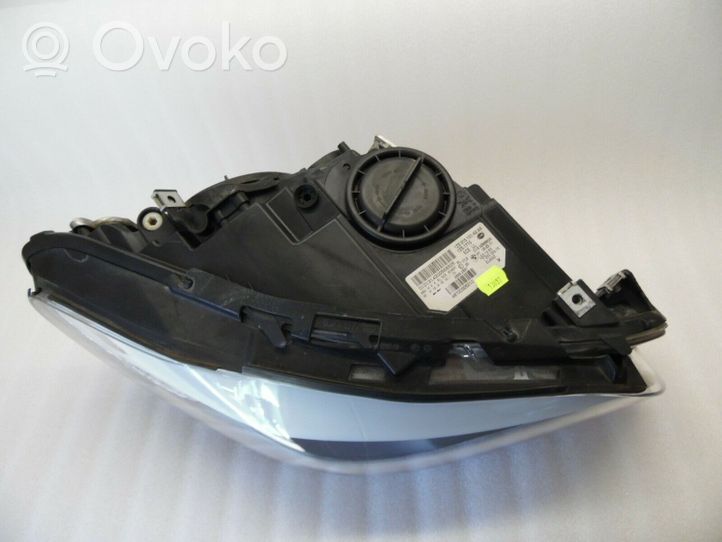 BMW 5 F10 F11 Lampa przednia 7203252