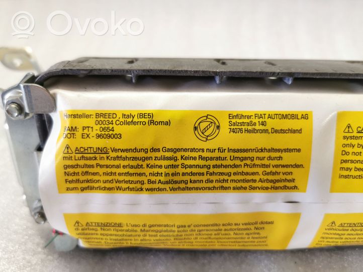 Alfa Romeo GT Priekinė pneumatinė (oro) pagalvė 46748661