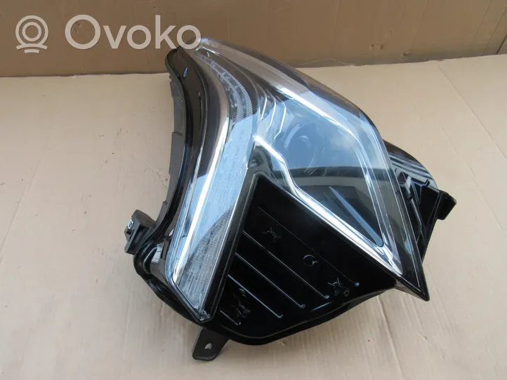 Cadillac XT5 Lampa przednia 23385180