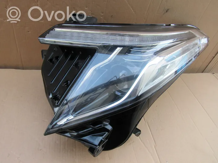 Cadillac XT5 Lampa przednia 23385180