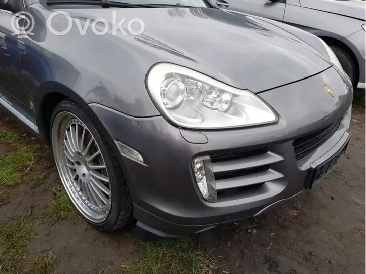 Porsche Cayenne (9PA) Keulasarja 