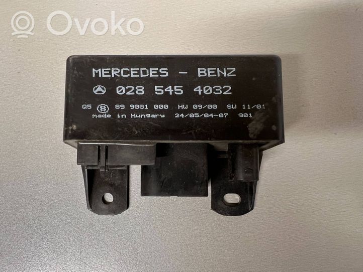 Mercedes-Benz ML W163 Hehkutulpan esikuumennuksen rele 0285454032