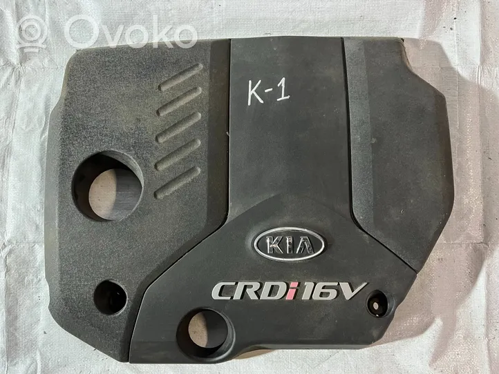 KIA Ceed Engine hood trim 