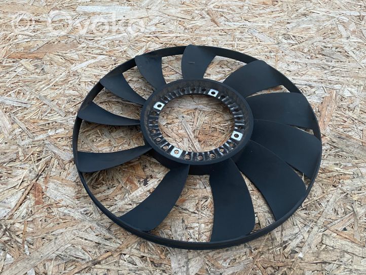 Audi A4 S4 B5 8D Convogliatore ventilatore raffreddamento del radiatore 