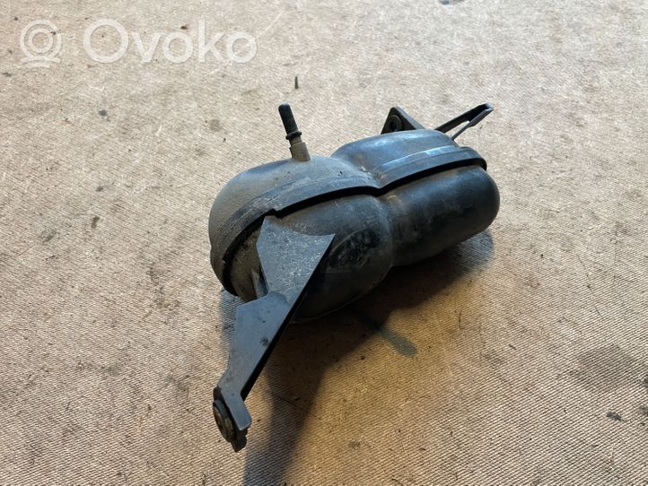 Audi TT Mk1 Tyhjiösäiliö 8N0131541