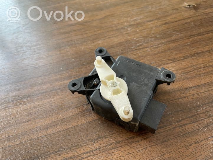 Opel Corsa C Air flap motor/actuator 6NN00829807