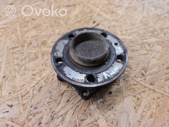 Volvo V70 Rear wheel bearing hub 