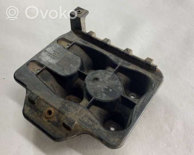 Volkswagen Bora Vassoio scatola della batteria 1J0804373A