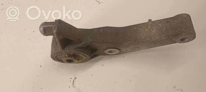 Opel Corsa C Pavarų dėžės tvirtinimo kronšteinas 9227883