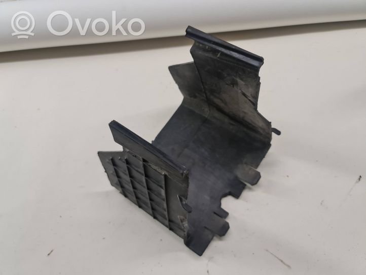 Volkswagen PASSAT B6 Protettore termico del vano batteria 1K0915335C