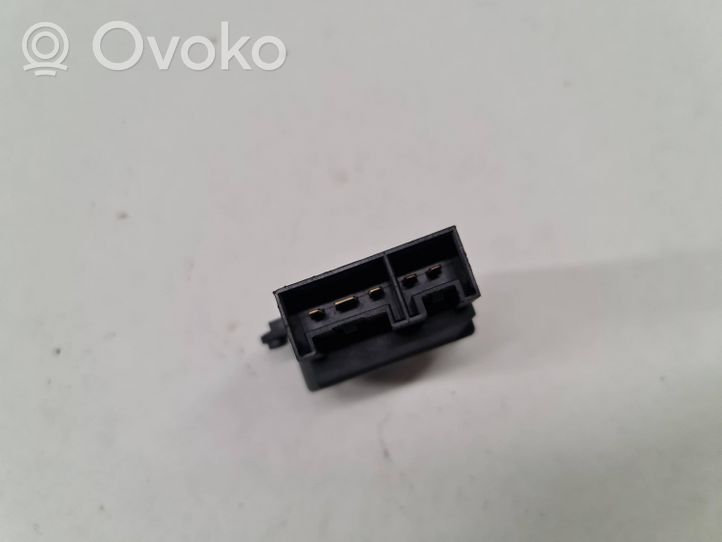 Fiat Grande Punto Przekaźnik blokady zapłonu 51749998