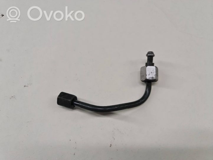 Opel Zafira B Fuel injector supply line/pipe 