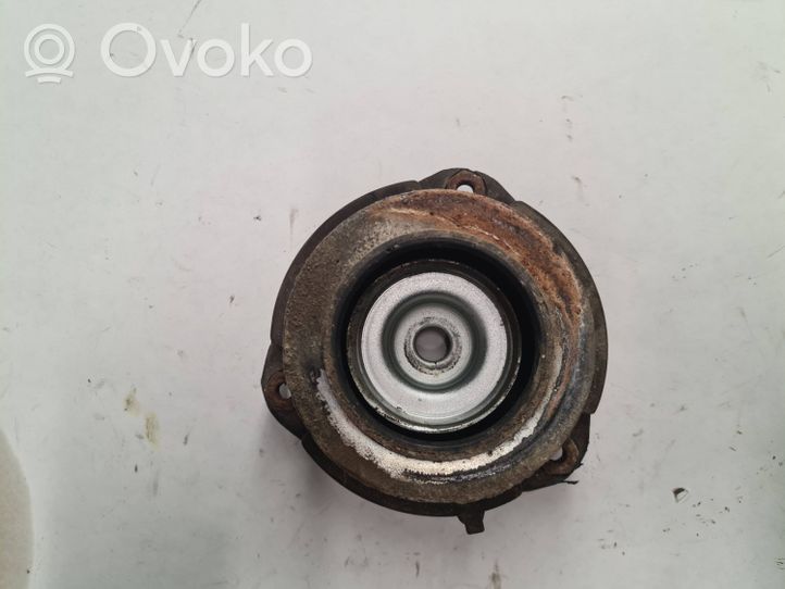 Volkswagen PASSAT B6 Support de jambe de force supérieur avant 225008629