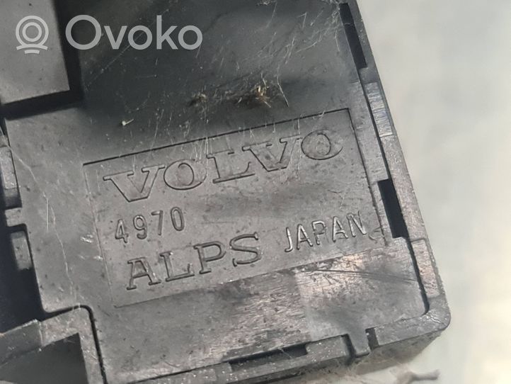 Volvo V70 Ohjauspyörän painikkeet/kytkimet 4970