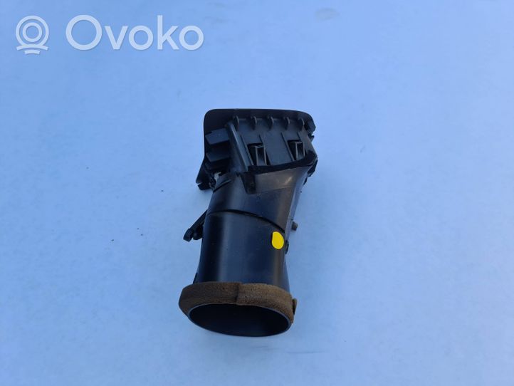 Volvo S60 Lango oro grotelės 3409373