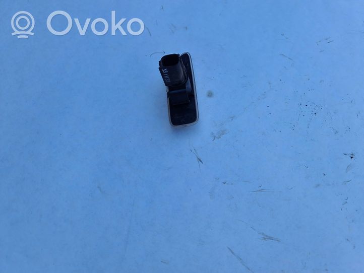 Volvo S60 Front fender indicator light 30722642