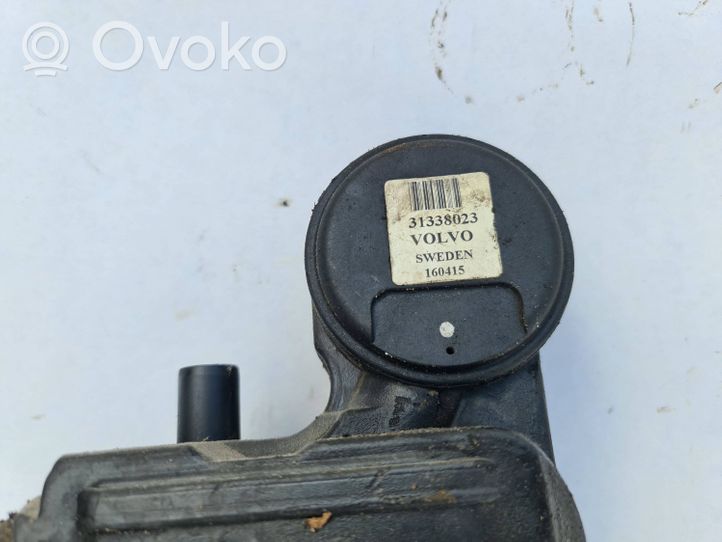 Volvo S60 Separatore dello sfiato dell’olio 31338023