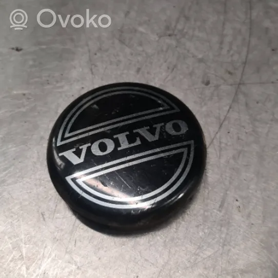 Volvo S60 Original wheel cap 8646379