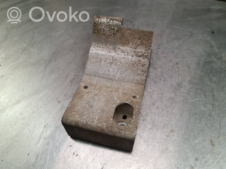 Volvo S60 Gearbox mounting bracket 