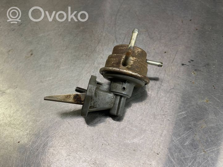 Volkswagen Golf II Mechanical fuel pump 056127025B