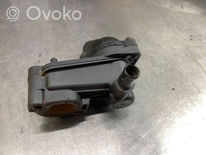 Ford Focus Thermostat/thermostat housing 2S4Q9K478AD