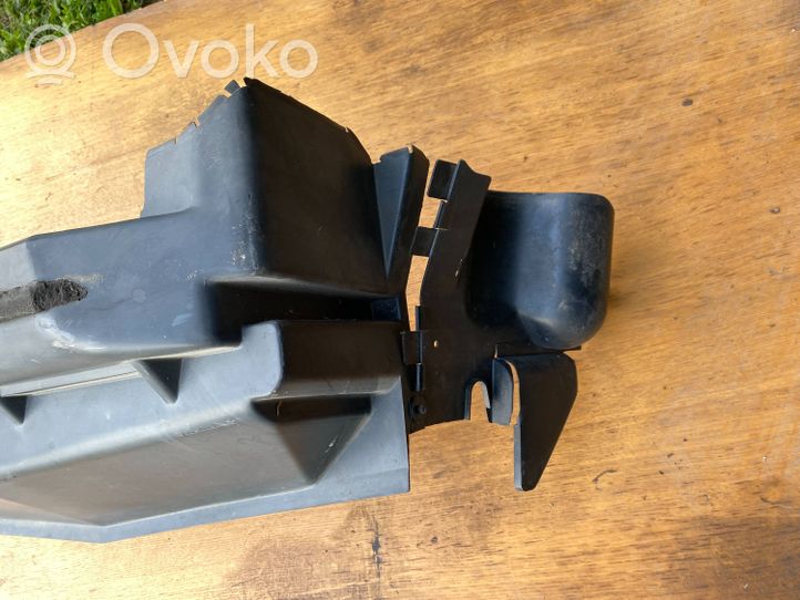 Volvo 480 Oro paėmimo kanalo detalė (-ės) 414761