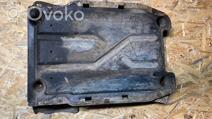 BMW 7 E65 E66 Couvre-soubassement avant 51717002379