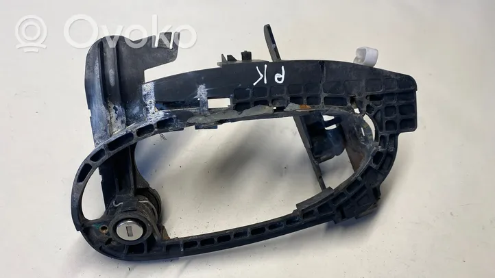 BMW 7 E65 E66 Support poignée extérieur de porte avant 7013701705