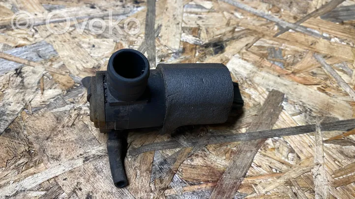 Ford Connect Windscreen/windshield washer pump 