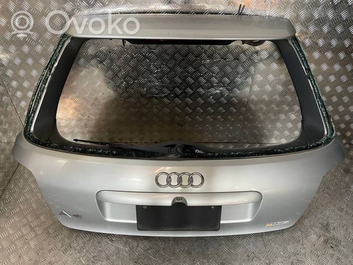 Audi A4 S4 B5 8D Galinis dangtis (bagažinės) A4B5