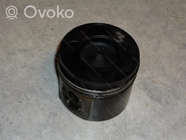 BMW 3 E46 Piston 11252247502