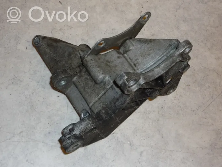 BMW 3 E36 Muu moottorin osa 12312245747