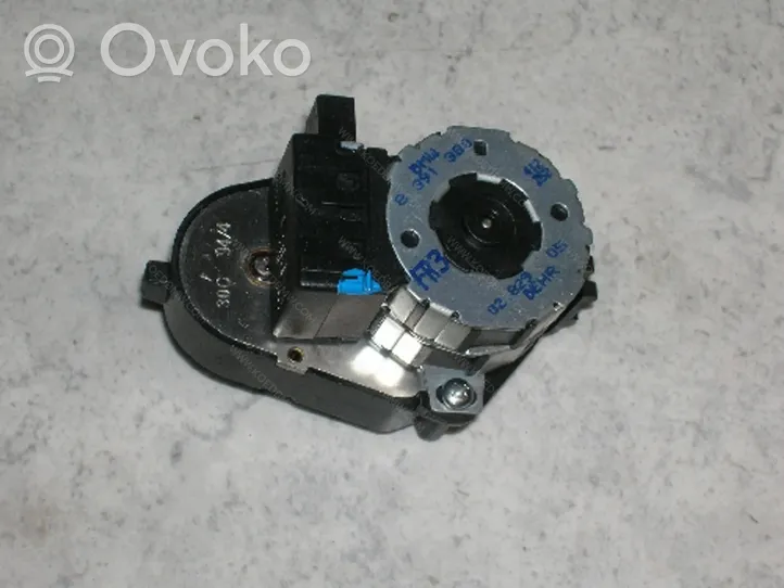 BMW 7 E38 Motorino attuatore ricircolo aria dell’A/C 64118391380