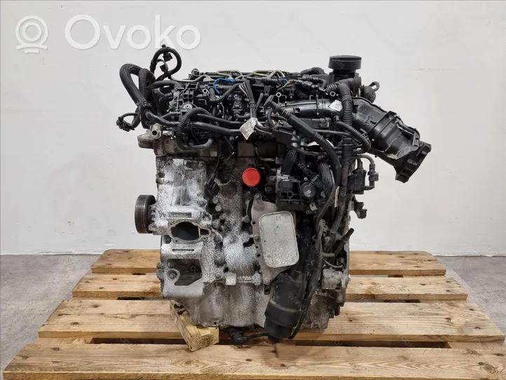 BMW 2 F46 Silnik / Komplet 11002473087