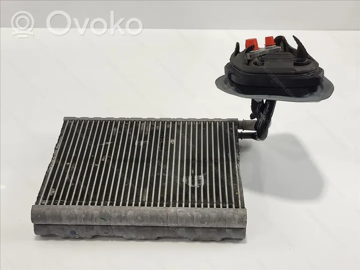 BMW 5 G30 G31 Radiatore aria condizionata (A/C) (abitacolo) 64119378108