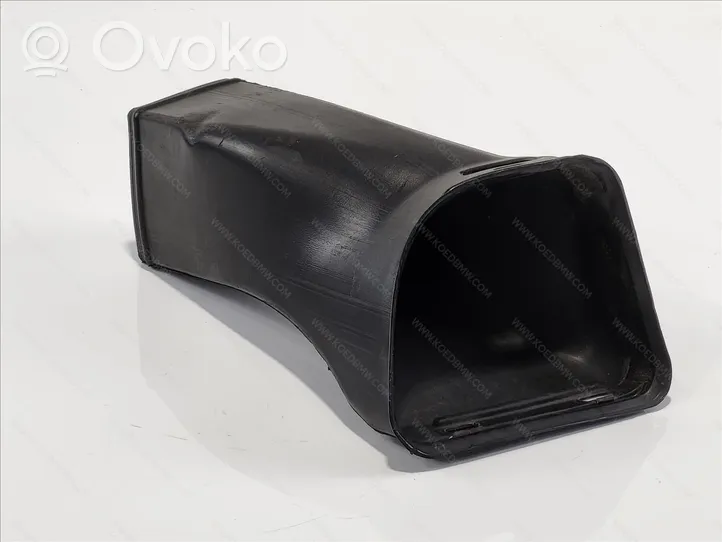 BMW 5 E39 Rivestimento paraspruzzi passaruota anteriore 51117890013