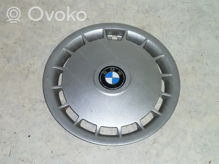 BMW 3 E30 Gamyklinis rato centrinės skylės dangtelis (-iai) 36131178778