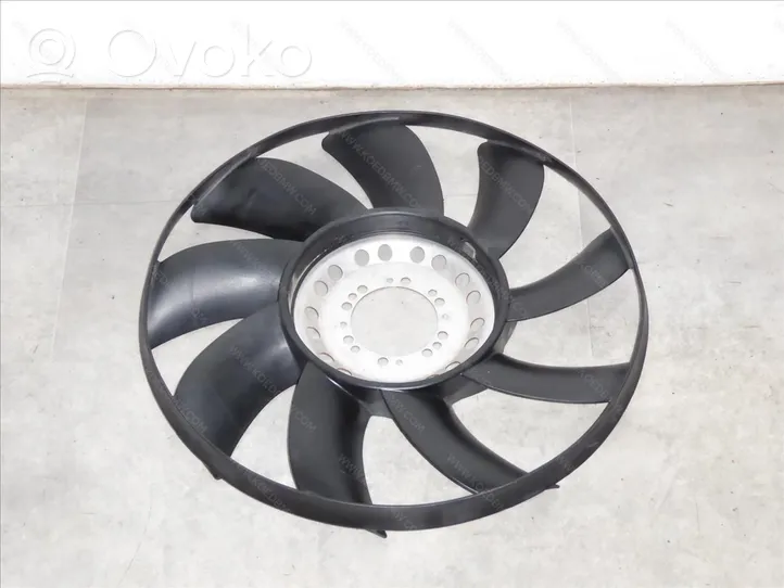 BMW X5 E53 Hélice moteur ventilateur 17417504732