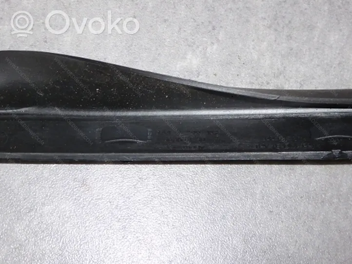 BMW i3 Rivestimento della modanatura della chiusura del vano motore/cofano 51767299132