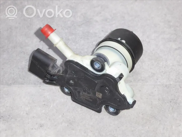 BMW X5 F15 Sensore di livello del carburante 16197351665