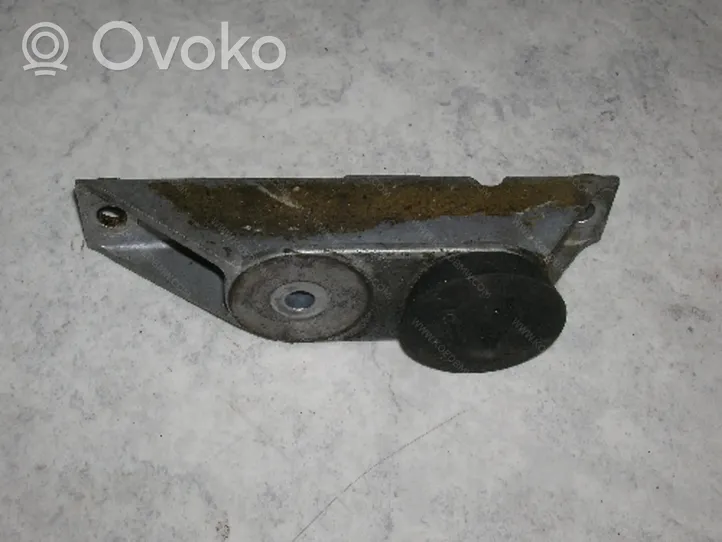 BMW 3 E30 Sottotelaio anteriore 11811134416