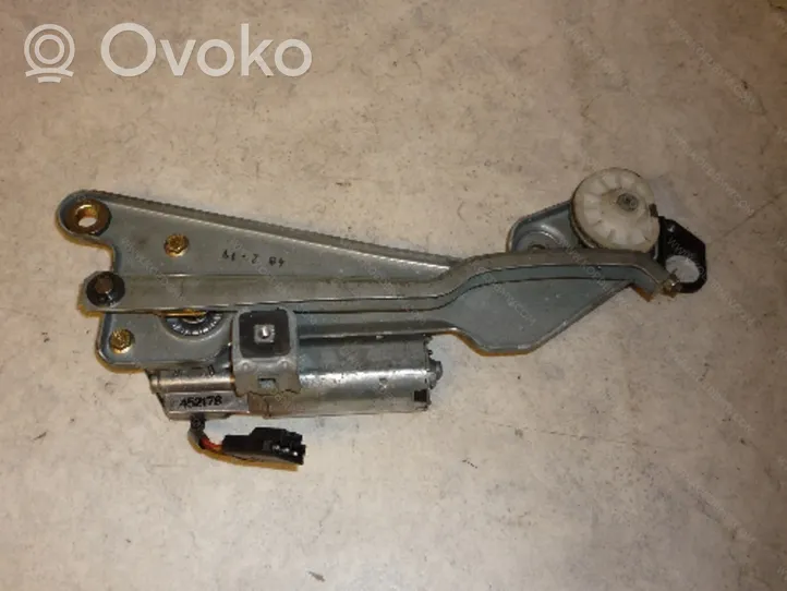 BMW 5 E34 Galinio stiklo valytuvo mechanizmas 67631391801