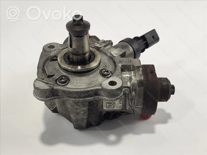 BMW X5 F15 Pompe d'injection de carburant à haute pression 13517824476