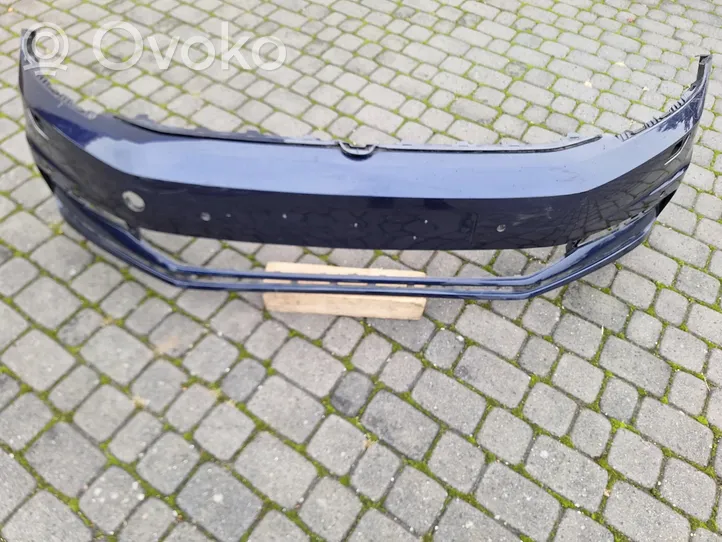 Volkswagen Touran III Front bumper 