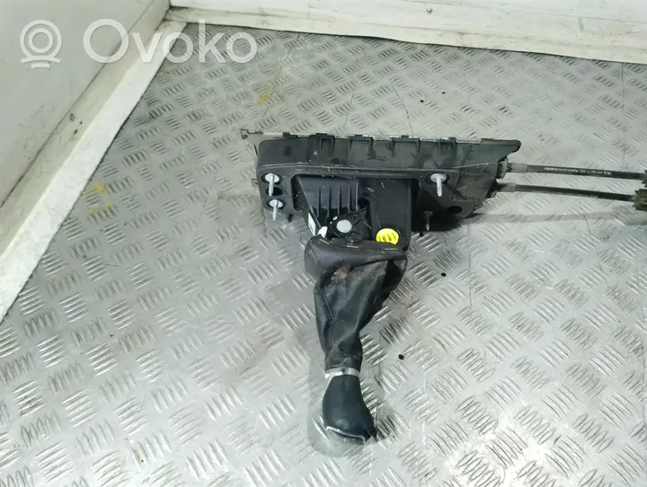 Skoda Octavia Mk3 (5E) Lewarek zmiany biegów / dolny 5Q0711049AQ
