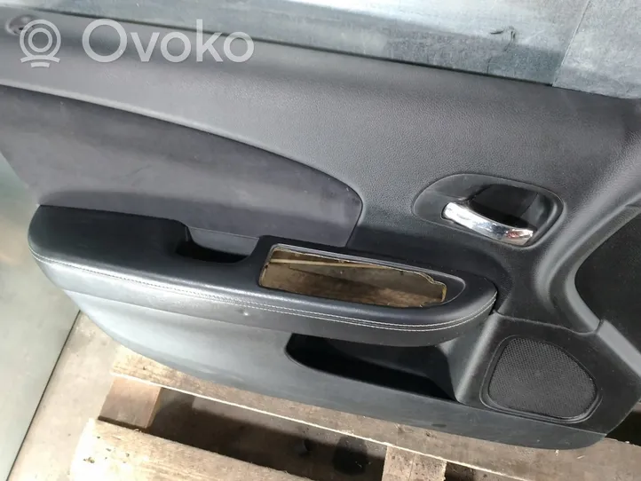 Chrysler 200 Rivestimento del pannello della portiera anteriore 1VC991X9AABN624495