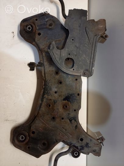 Hyundai i40 Front subframe 624013Z100