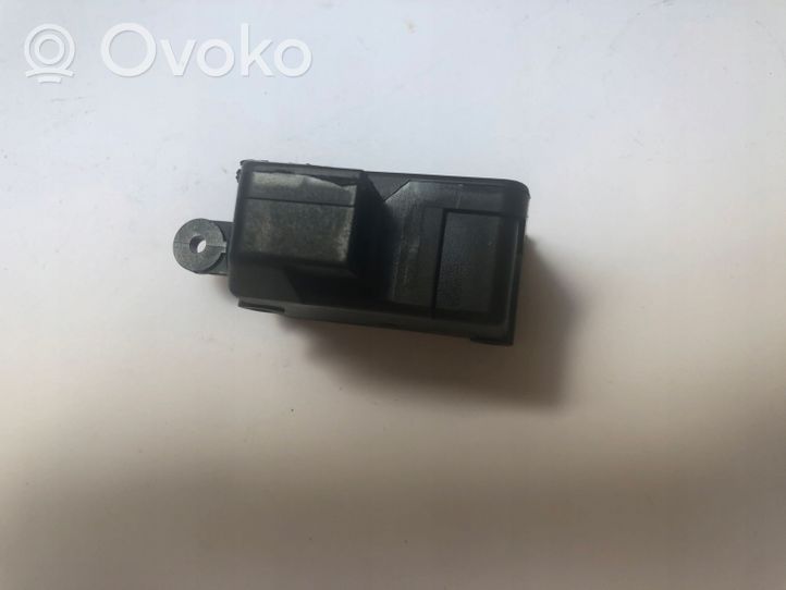 Mitsubishi Space Star Motorino del tappo del serbatoio del carburante MW30899699