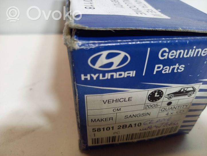 Hyundai Santa Fe Klocki hamulcowe przednie 581012BA10