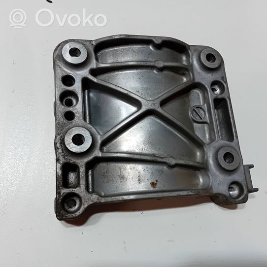 Honda Civic IX Support de compresseur de clim 